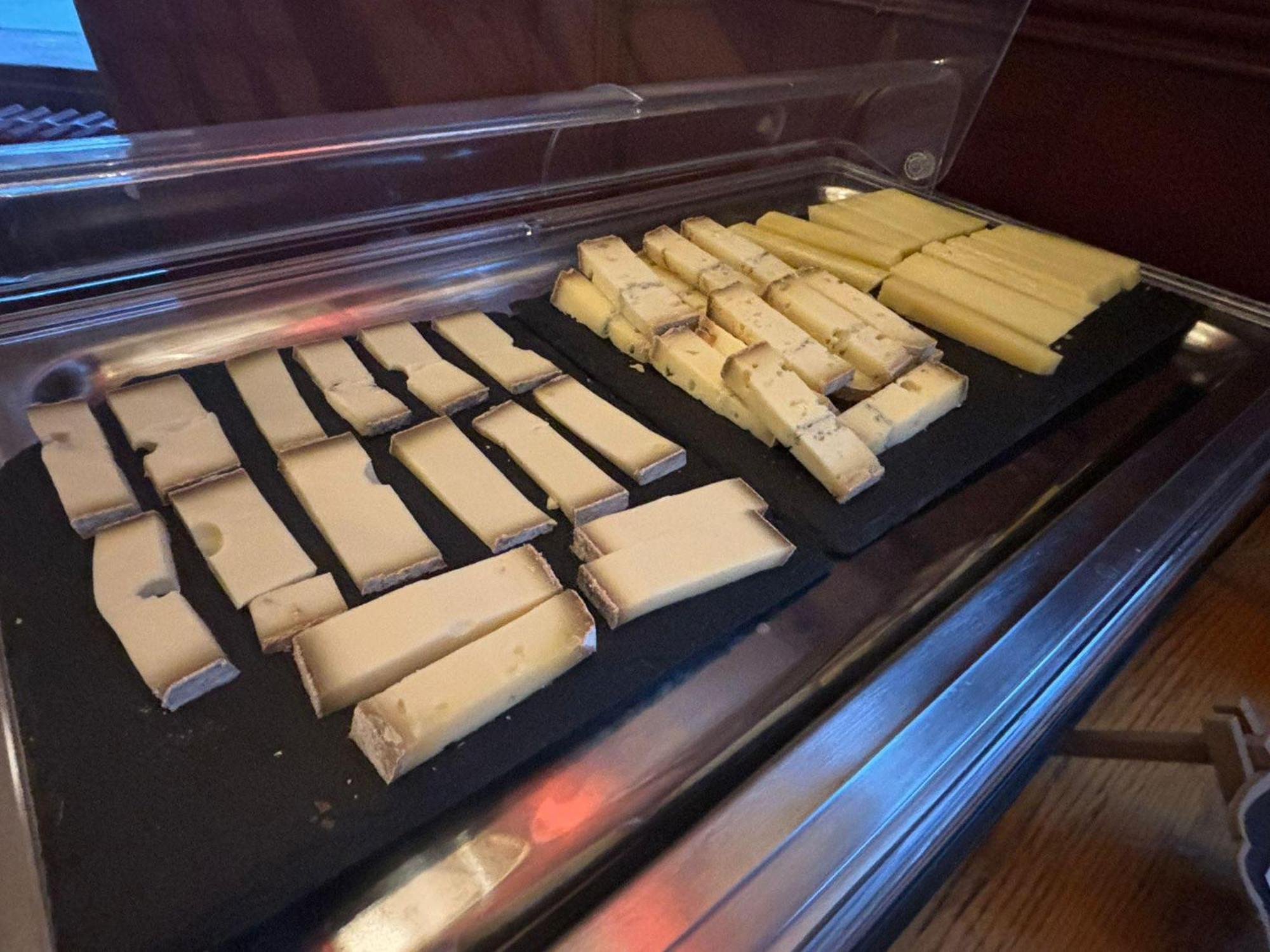 Hotel Terminus - Pizzeria Pizz'A Gogo - Salle De Sport - Face A La Gare Lons-le-Saunier Zewnętrze zdjęcie